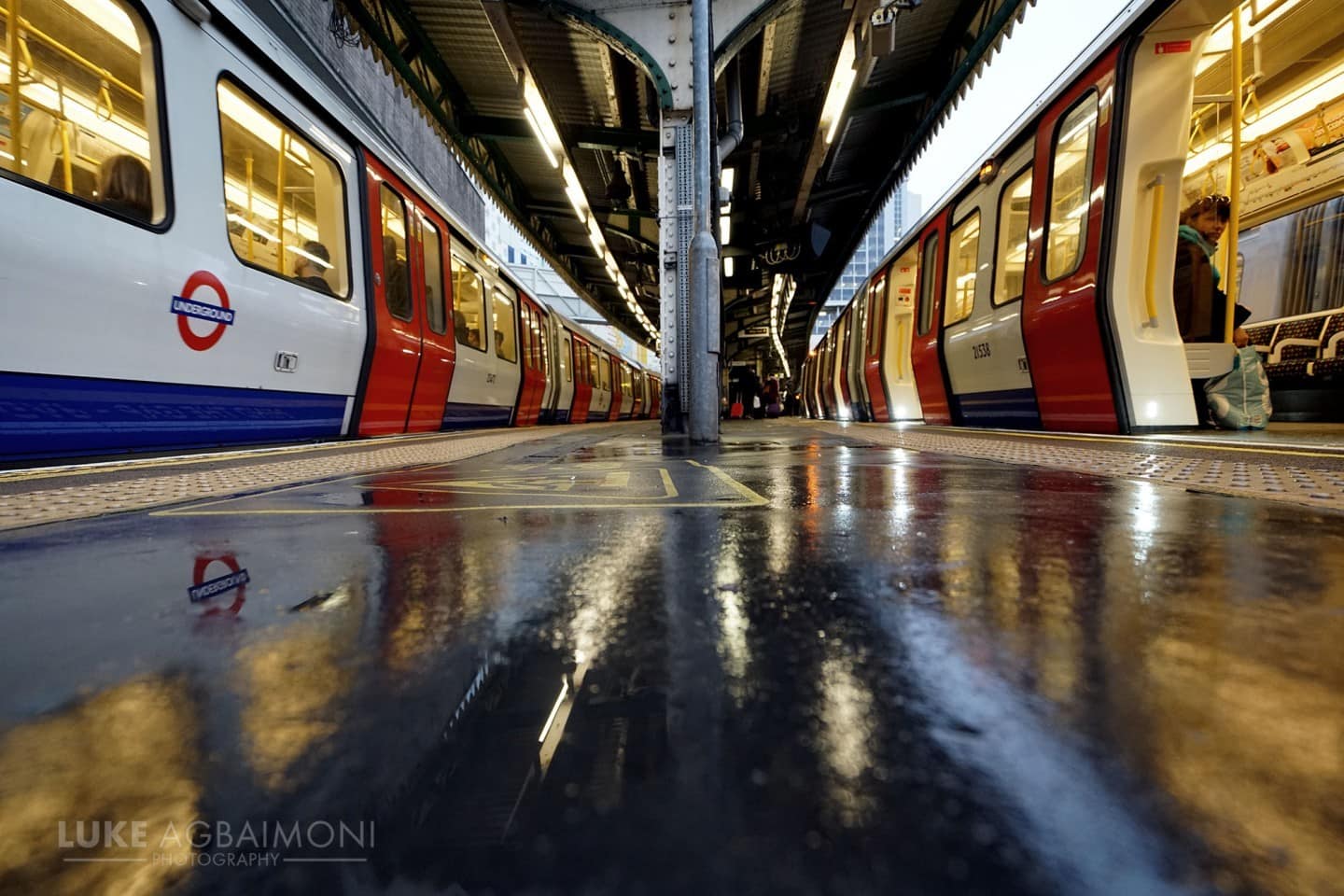 London Underground Train Photography - Tubemapper