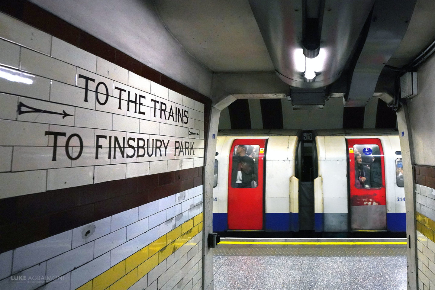 Hyde Park Corner Station - London Photography - Tubemapper